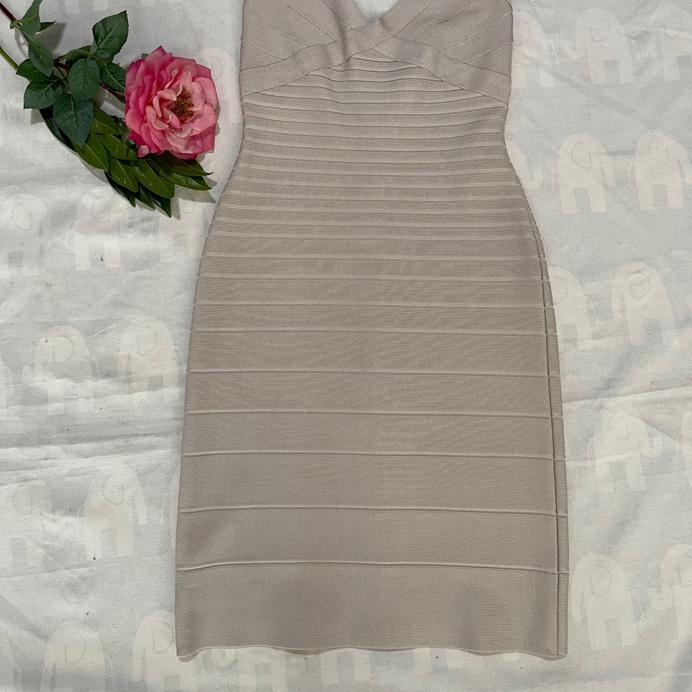 Hervé Leger 'DUST' V-Neck halter bandage dress S - Picture 3 of 5